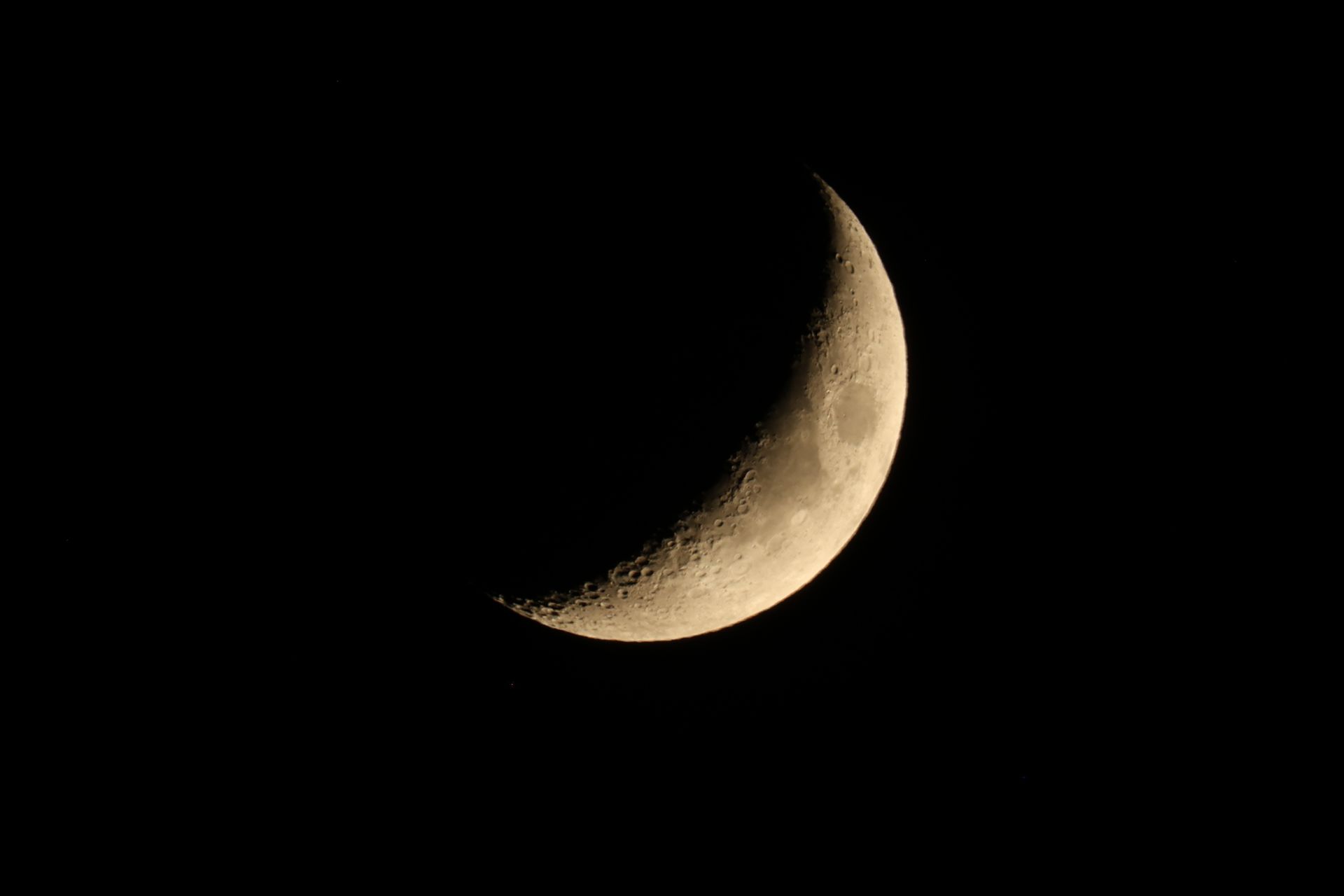 Céu de julho terá chuva de meteoros e encontros da Lua com planetas visíveis a olho nu 
